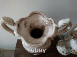 Paire de vases anciens (antiquités art déco XIX ième signé.) parfait état