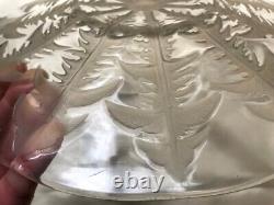 R. LALIQUE Plat en Verre ART DECO, signée et Numéroté Modèle PISSENLITS. 31cm