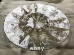 R. LALIQUE Plat en Verre ART DECO, signée et Numéroté Modèle PISSENLITS. 31cm