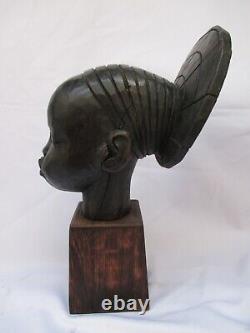 Sculpture art déco ROGER FAVIN africaine MANGBETU bois sculpté signée 29 cm