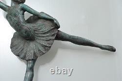 Sculpture en Bronze Art Deco Danseuse de ballet signée Balleste