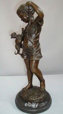 Statue Sculpture Chat Style Art Deco Style Art Nouveau Bronze massif Signe