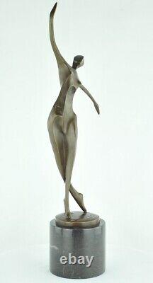Statue en bronze Nue Danseuse Acrobate Style Moderne Style Art Deco Bronze Signe