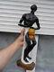 Statue Noir Africain Jouant Tam Tam Art Deco Afrique Signé Andre C Pour Carli