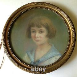 Tableau Ancien Pastel sur toile Art Déco Portrait Jeune Fille signé daté 1919