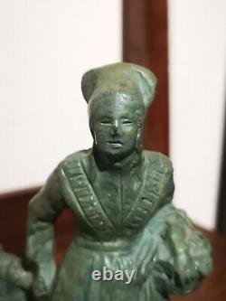 Très Belle Sculpture Bronze à Patine Verte Signé CIPRIANI Mère Enfant Art Déco