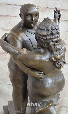 Vintage Bronze Sculpture Américain Ladyand Homme Chubby Signée Botero Art Déco